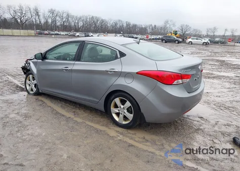 2013 Hyundai Elantra Gls z USA, uszkodzony, nr VIN KMHDH4AE6DU939577
